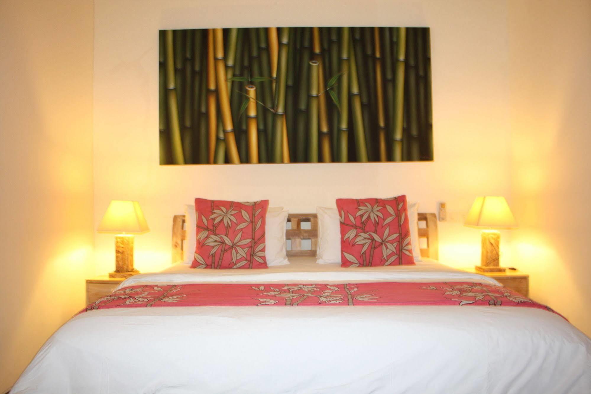 Gili Pearl Three Bedroom Villa Gili Trawangan Dış mekan fotoğraf